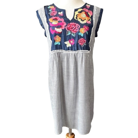 Andree by Unit Floral Embroidered Blue & White Striped Shrift Dress Size Medium - Picture 3 of 12